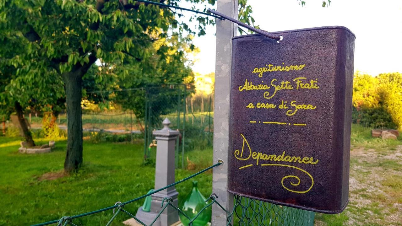 Agriturismo Abbazia Sette Frati A Casa Di Sara Pietrafitta  Eksteriør billede